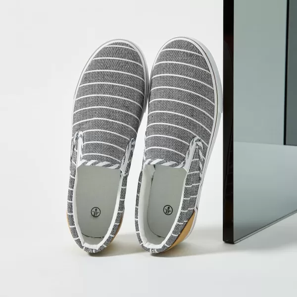 Women's Slip on Shoes Canvas Sneakers Loafers Non Slip Shoes Low Top Casual Shoes