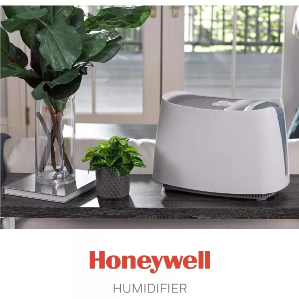 Honeywell Cool Moisture Humidifier, Medium Room, 1.1 Gallon Tank, Black – Invisible Moisture Humidifier for Baby, Kids, Adult Bedrooms – Quiet and Easy to Clean with UV Technology for Everyday Comfort