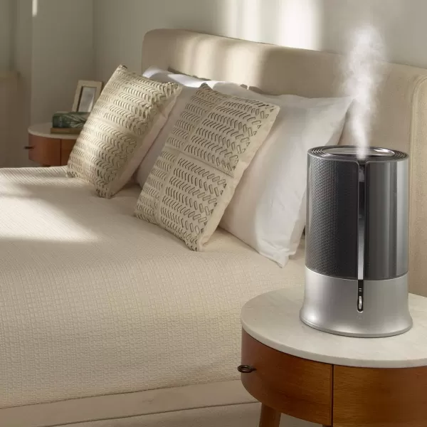 Honeywell Designer Series Cool Mist Humidifier for Medium Room, Bedroom, Kids Room, or Nursery. Ultra-quiet, Auto Shut Off, Easy to Fill and Clean - White, HUL430W