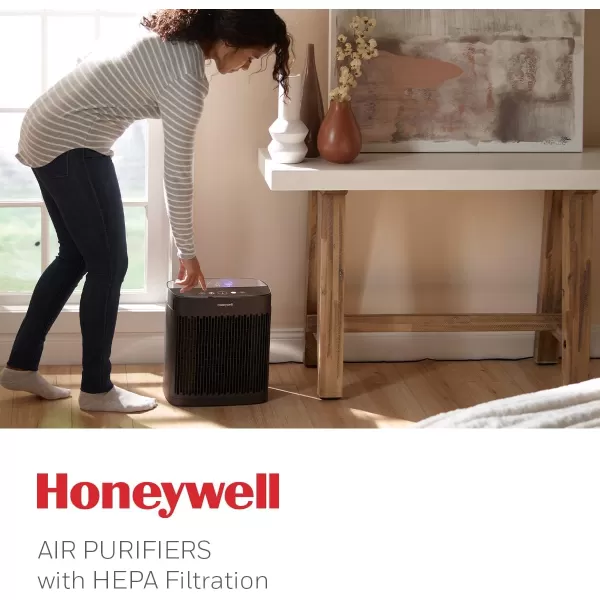 Honeywell InSight HEPA Air Purifier with Air Quality Indicator and Auto Mode, Large Rooms, Bedrooms, Home , Black - Reduces Airborne Allergens, Smoke, Dust, Pollen, Pet Dander, HPA5200B
