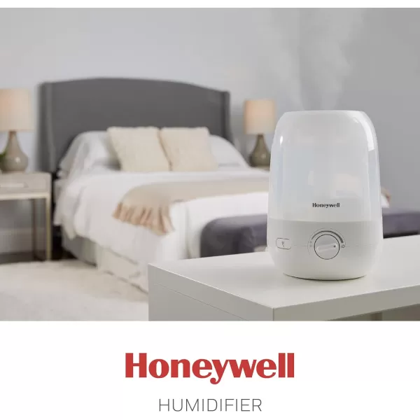 Honeywell Ultra Comfort Cool Mist Humidifier, White Cool Mist Humidifier for Bedroom, Room or Office. Easy to use, ultra-quiet operation for kids or baby humidifier, HUL545W