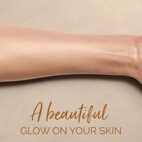 Coppertone Glow Hydrating Sunscreen Lotion with Illuminating Shimmer Minerals and Broad Spectrum SPF 15 Waterresistant Fastdrying Free of Parabens PABA Phthalates Oxybenzone White  5 oz