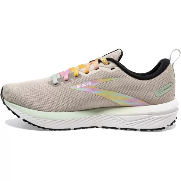 Brooks Mens Revel 6 Neutral Running ShoeWhiteSilver LiningBlack