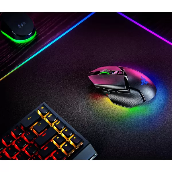 Razer Wireless Charging Puck for Basilisk V3 Pro Gaming Mouse Magnetic Wireless Charging  Compatible with Qi Charging Devices  Mouse and Mouse Dock Sold Separately