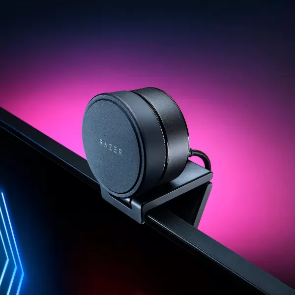 Razer Kiyo Pro Webcam for Streaming Gaming Video Calls Full HD 1080p 60FPS  Adaptive Light Sensor  HDR Enabled  Wide Angle Lens with Adjustable FOV  Works with OBS Xsplit Twitch Zoom TeamsKiyo Pro
