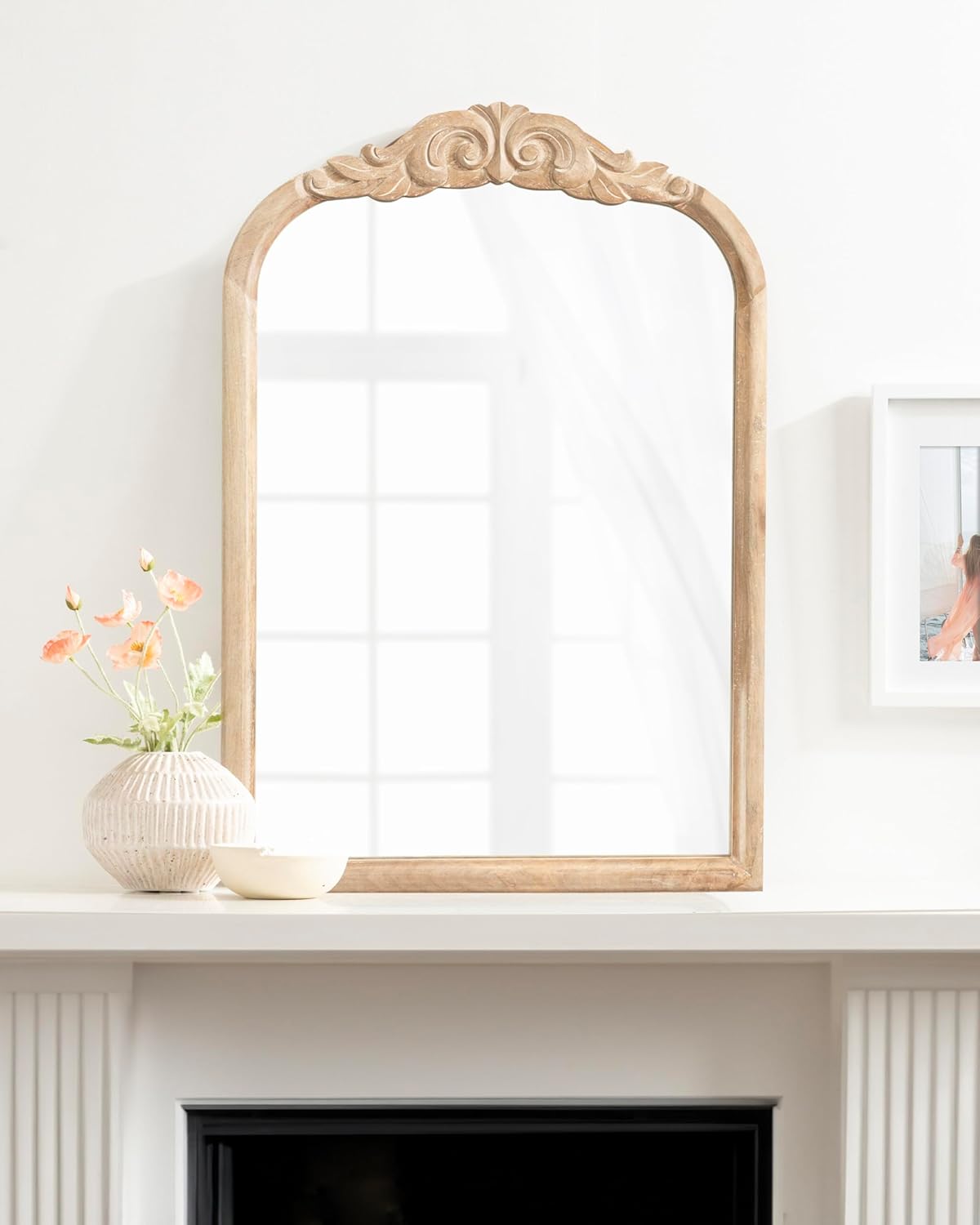 Kate and Laurel Arendahl Traditional Arch Wall Mirror 24 x 36 Natural Wood Vintage BaroqueInspired Wooden Arched Bathroom Mirror for Over Sink with Ornate Carved CrownNatural