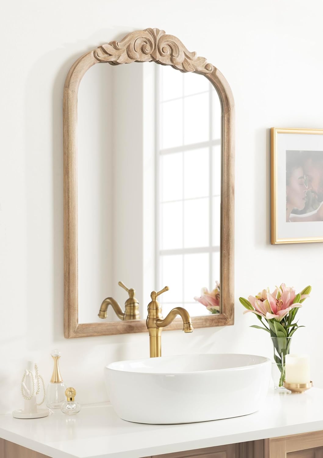 Kate and Laurel Arendahl Traditional Arch Wall Mirror 24 x 36 Natural Wood Vintage BaroqueInspired Wooden Arched Bathroom Mirror for Over Sink with Ornate Carved CrownNatural
