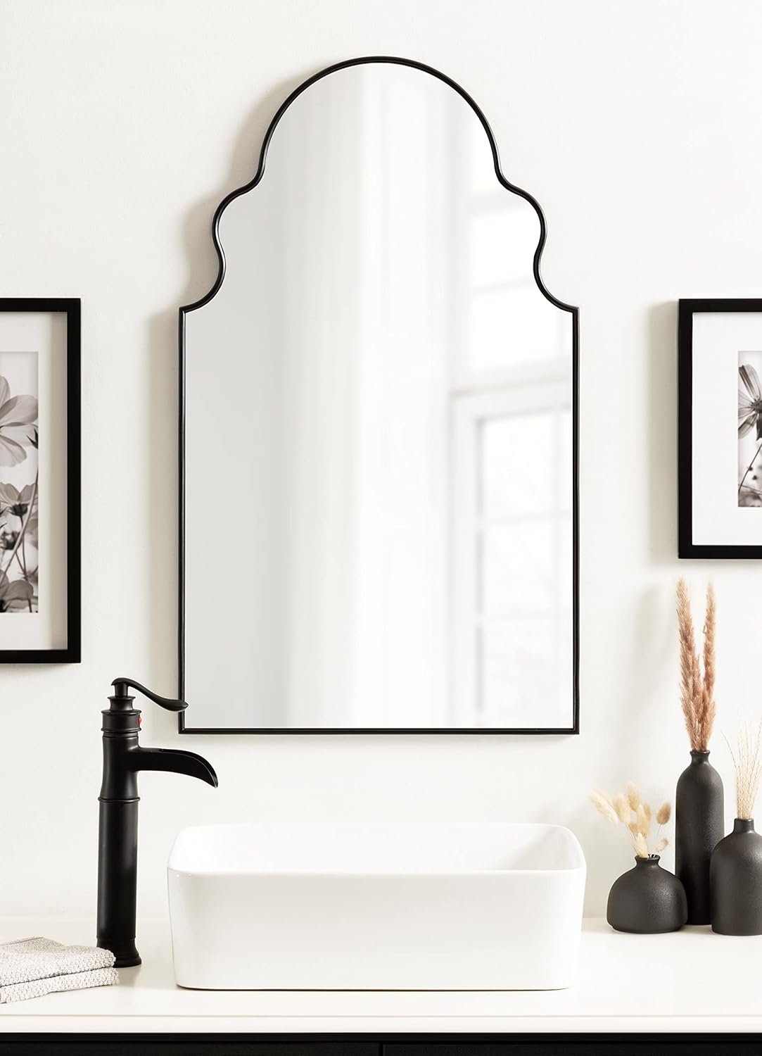 Kate and Laurel Vania Moroccan Arch Decorative Wall Mirror 20 x 34 Gold Modern Arched Scalloped Boho Mirror with Large Size for Stunning Home DecorBlack