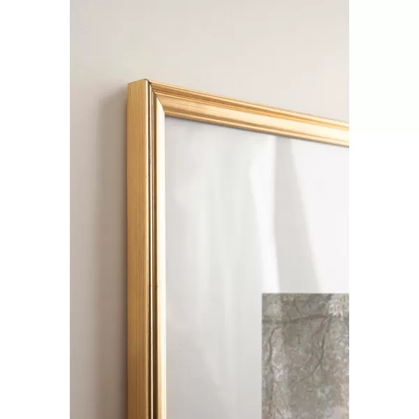Kate and Laurel Adlynn Traditional Picture Frame Set Set of 5 Varying Sizes Gold Vintage Wall Frame Set Collection with Hanging Template for Gallery Wall Picture Frame Display