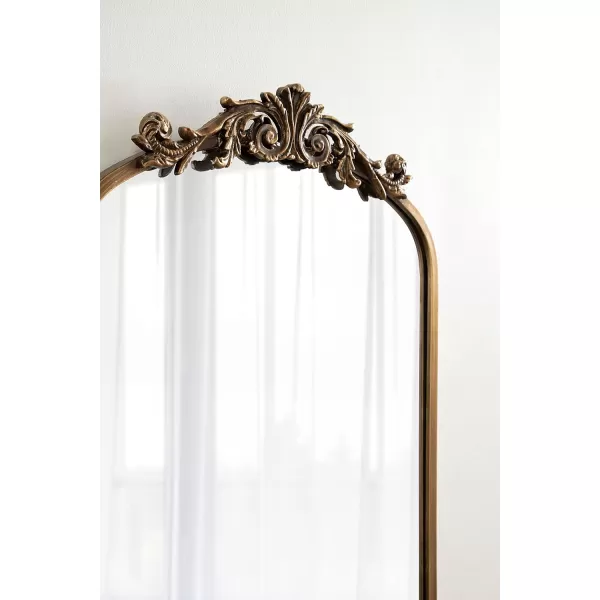 Kate and Laurel Arendahl Traditional Vintage Arch Mirror with Shelf 21 x 32 Gold Baroque Antique Arched Wall Mirror with Functional Shelf and Ornate FrameGold