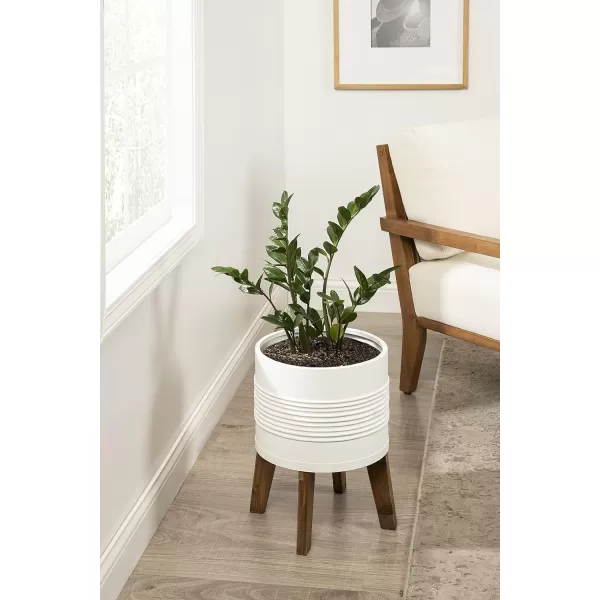 Kate and Laurel Gavri Casual Farmhouse Galvanized Metal Planter with Rustic Wood Stand