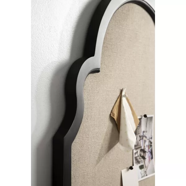 Kate and Laurel Hogan Farmhouse Framed Arch Fabric Pinboard 24 x 36 Black Decorative Bulletin Board with Moroccan Arch and Linen Fabric Pinning Surface for WallBlack