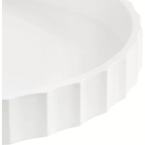Kate and Laurel Lissi Decorative Round Tray with Wavy Design 16 Inch Diameter White Modern Scalloped Circle Serving Tray for Coffee Table Ottoman Dining Table or Entryway CatchAll TrayWhite