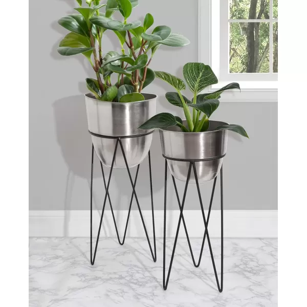 Kate and Laurel Mantua Modern Metal Planter Set Set of 2 Black and Silver Decorative Planter with Stand Collection