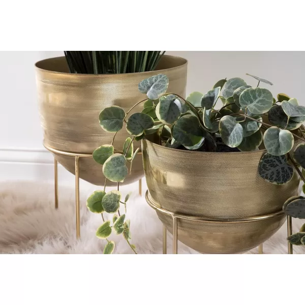 Kate and Laurel Navara Bohemian Round Metal Planter Set 2 Pieces Gold Sophisticated Modern Indoor Plant Stand
