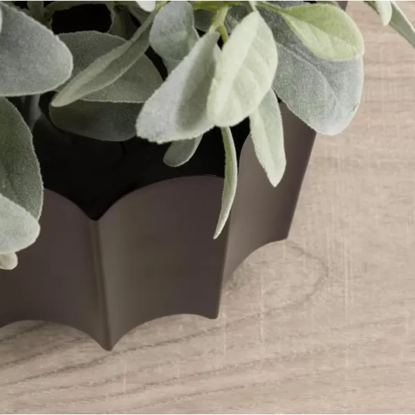 Kate and Laurel Scalone Modern TwoPiece Metal Outdoor Planter Set Set of 2 Black Decorative Metal Planters for Indoor Or Outdoor Plants with Scalloped Base for Patio Plant DecorBlack