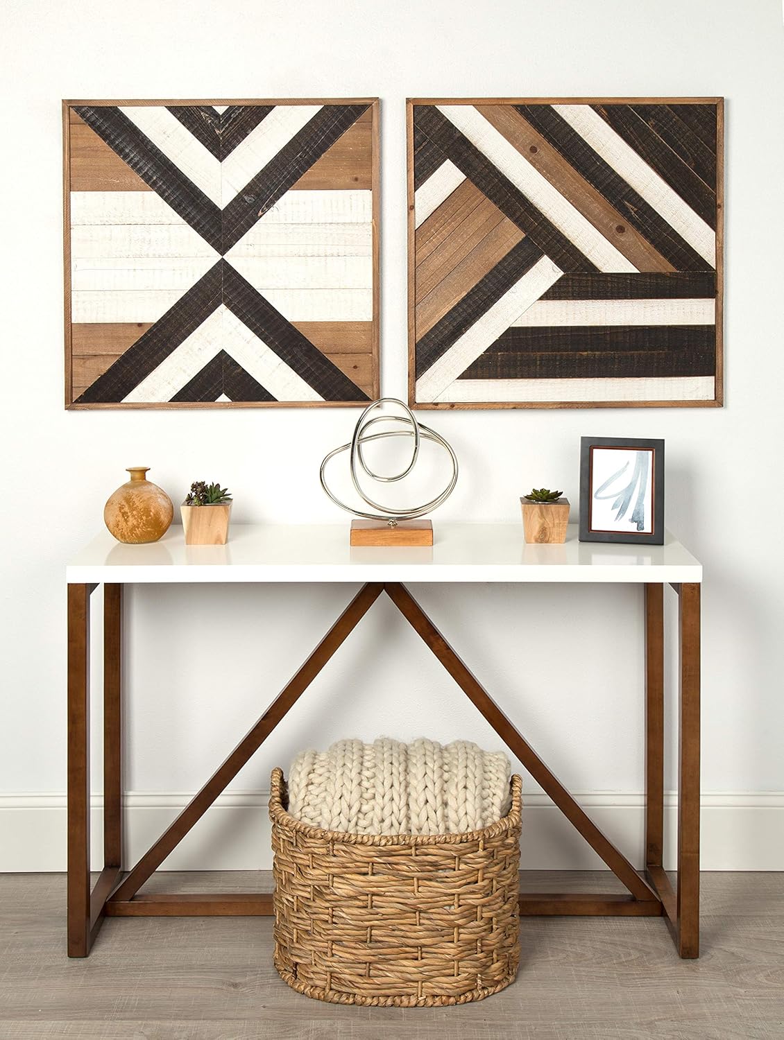 Kate and Laurel Baralt Shiplap Wood Plank Art Black White and Rustic Brown