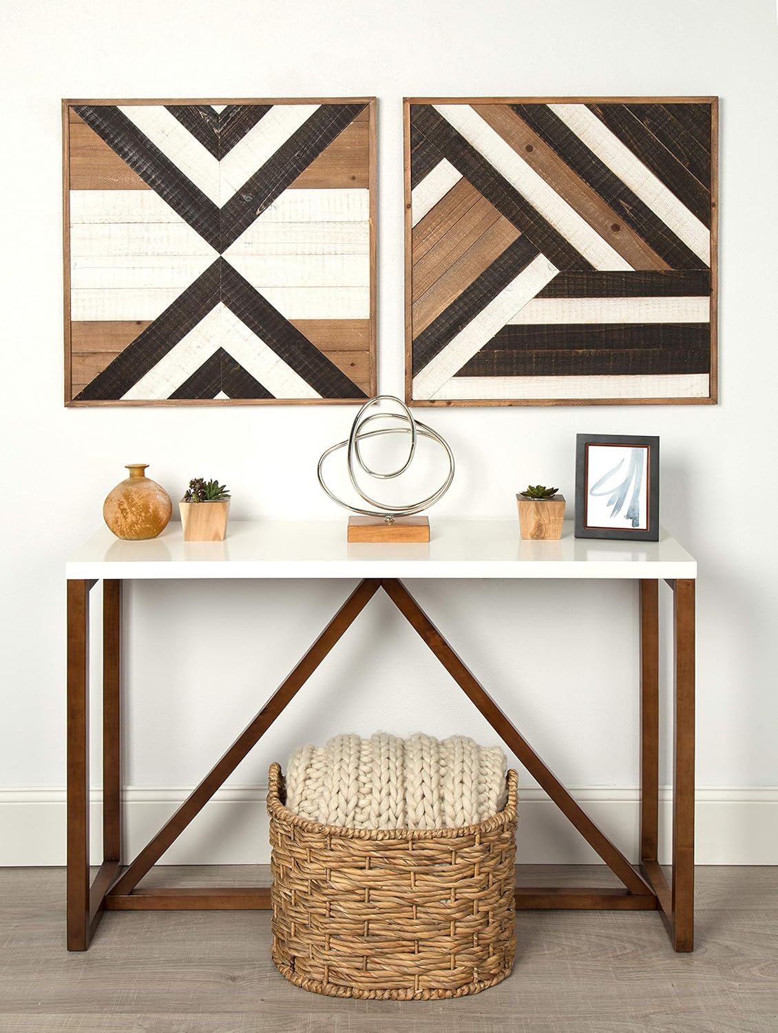 Kate and Laurel Baralt Shiplap Wood Plank Art Black White and Rustic Brown