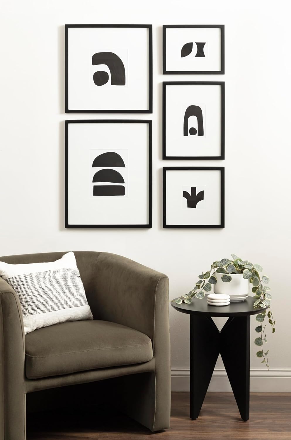 Kate and Laurel Gallery Contemporary Rectangle Minimal Graphic Framed Art Set of 5 Varying Sizes Black Modern FivePiece Framed Wall Art for Gallery Wall Frame Set in Living Room Wall DecorBlack