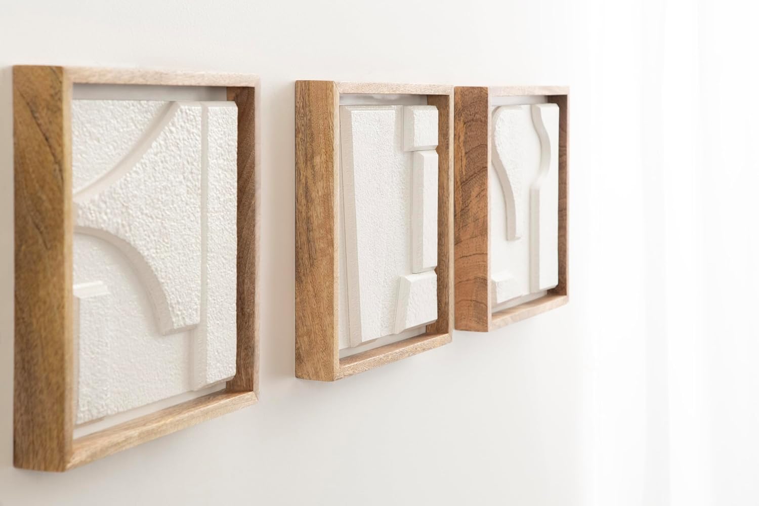 Kate and Laurel Yukiah Modern Geometric Wooden Wall Art Set Set of 3 White and Natural Wood Transitional Decorative Sculptural Wood Plaque Art Collection for Wall Decor