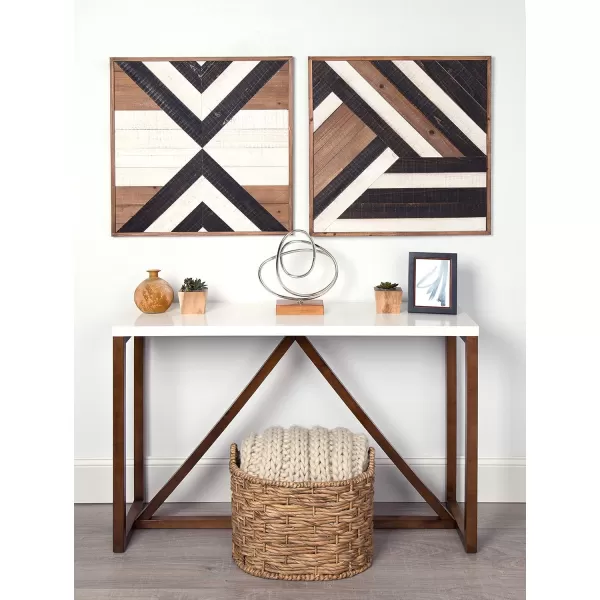 Kate and Laurel Ballez Boho Shiplap Wood Plank Art Plaque 28  Inch Diameter Multicolored Decorative Rustic Round Wooden Art for WallBrown