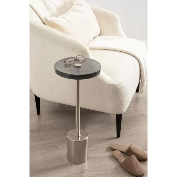 Kate and Laurel Xyler Modern Round Metal and Glass Drink Table 10 x 10 x 24 Clear Glass and Antique Brass Transitional Plant Pedestal Table for Use as Indoor Plant Stand or Small Bathtub TableSilver