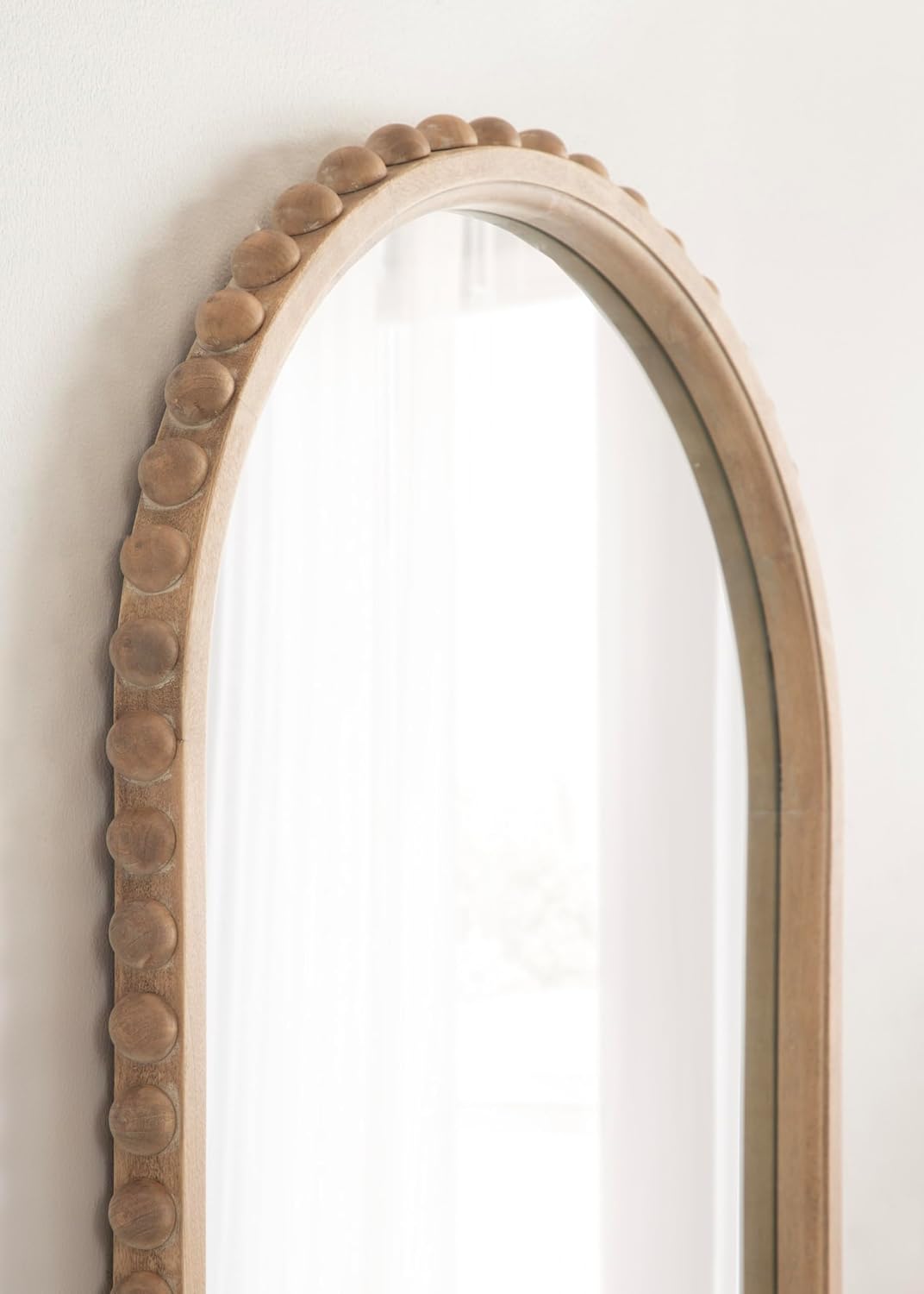 imageKate and Laurel Beadbrook Modern Beaded Arched Mirror 20 x 30 Black Transitional Arch Wall Mirror for Use as Bathroom Mirror or Entryway Mirror DecorNatural