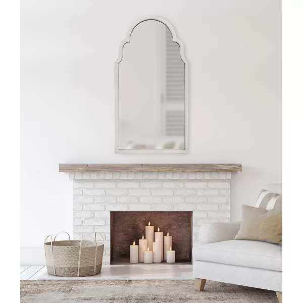 imageKate and Laurel Damara Moroccan Style Hand Painted Arch Mirror with Reclaimed Wood 26x48 Antique White