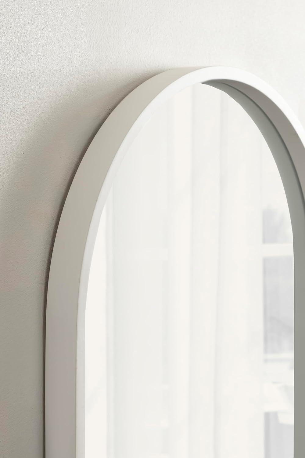 imageKate and Laurel Travis Modern Arched Wall Mirror 20 x 30 White Decorative Arch Bathroom Mirror for Over Sink or for Use as Living Room Wall Decor AccentWhite