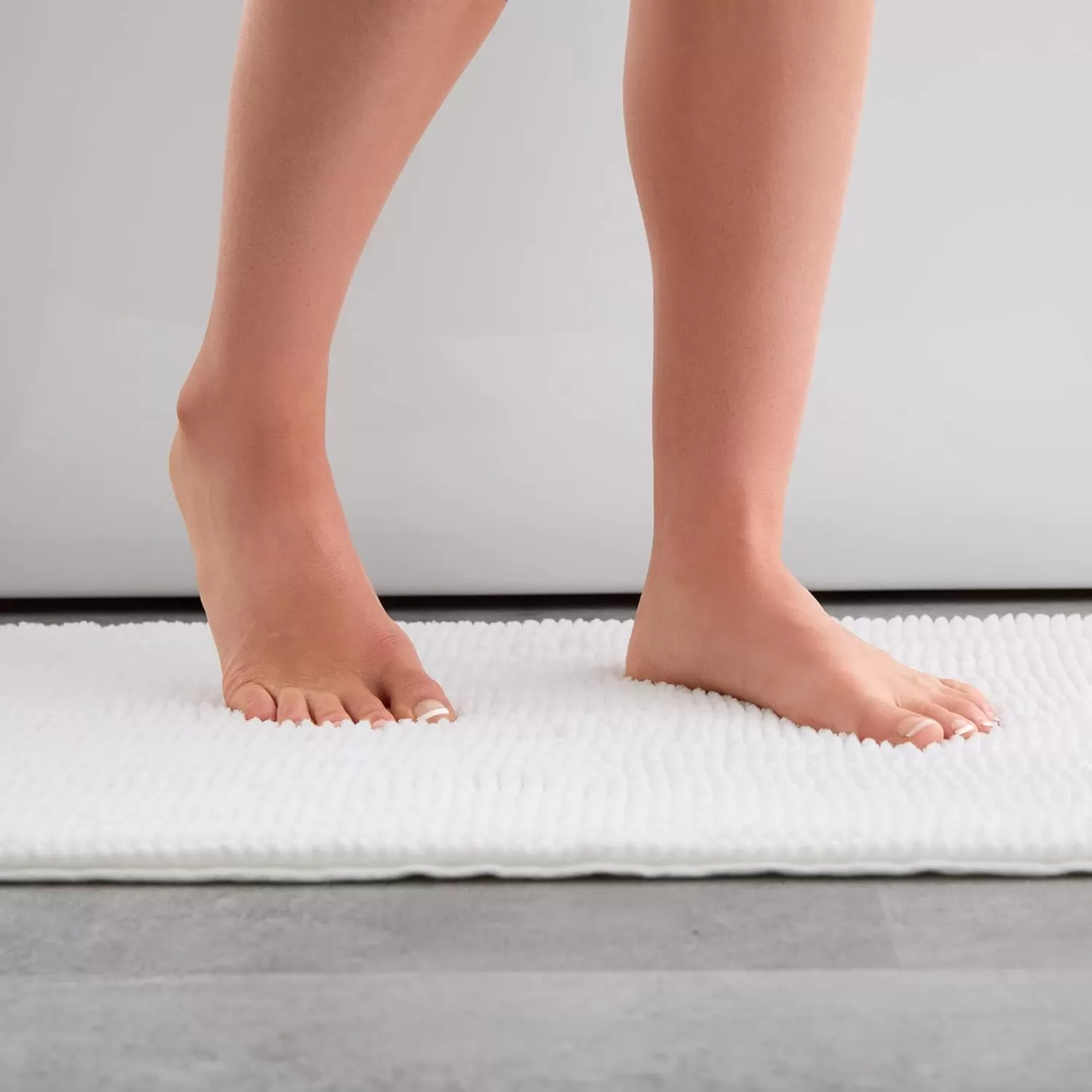 imageLinenspa Chenille Bath Mat 1 Piece Non Slip Water Absorbent Fast Drying Machine Washable Bath Rug For Bathroom  Dorm Room EssentialsWhite
