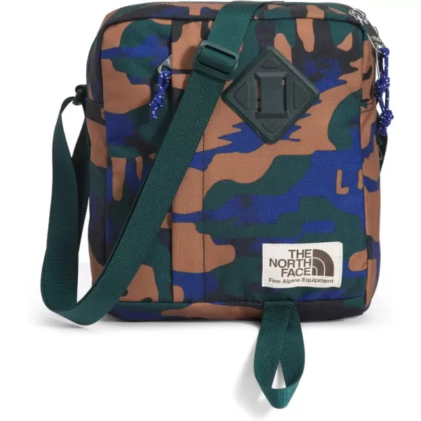 Tnf Black Dazzle Camo Print/Ponderosa Green