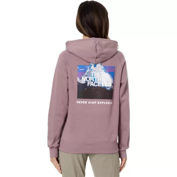 Fawn Grey/Tnf Mountain Script Graphic