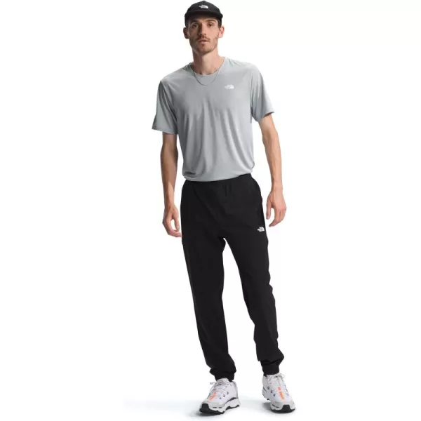 THE NORTH FACE Men's Elevation Short Sleeve Shirt