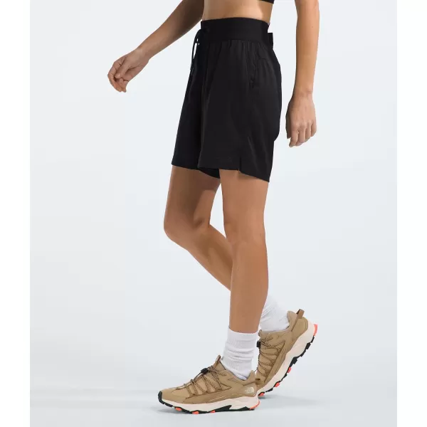 THE NORTH FACE Women's Aphrodite Motion Bermuda Short