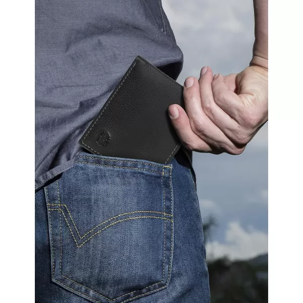 Timberland Men's Leather Wallet with Attached Flip Pocket)