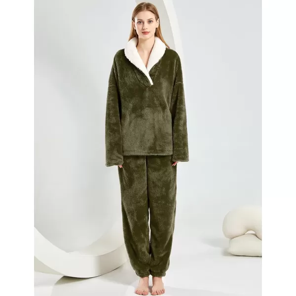 Gihuo Women' s Fluffy Pajamas Set Fleece Pullover Pants Loose Plush Sleepwear 2 Piece Pjs Set Warm Loungewear Fuzzy