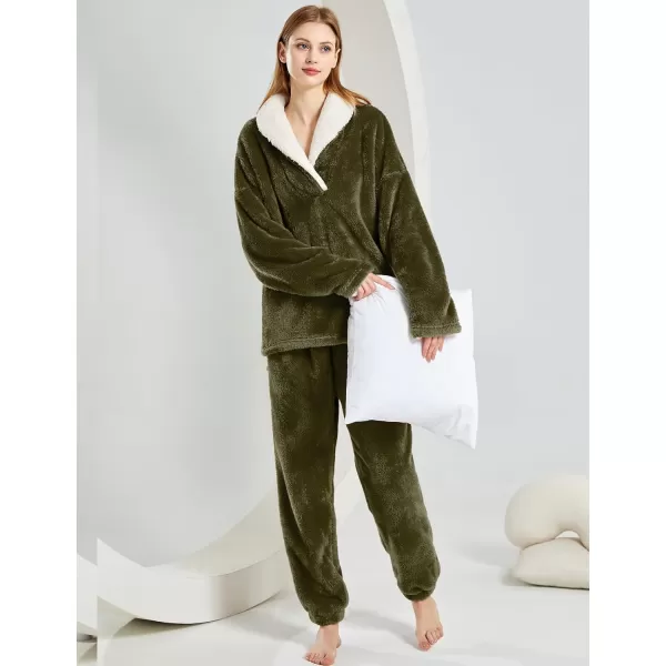 Gihuo Women' s Fluffy Pajamas Set Fleece Pullover Pants Loose Plush Sleepwear 2 Piece Pjs Set Warm Loungewear Fuzzy