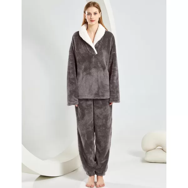 Gihuo Women' s Fluffy Pajamas Set Fleece Pullover Pants Loose Plush Sleepwear 2 Piece Pjs Set Warm Loungewear Fuzzy