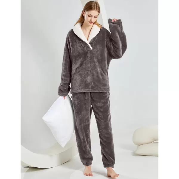 Gihuo Women' s Fluffy Pajamas Set Fleece Pullover Pants Loose Plush Sleepwear 2 Piece Pjs Set Warm Loungewear Fuzzy