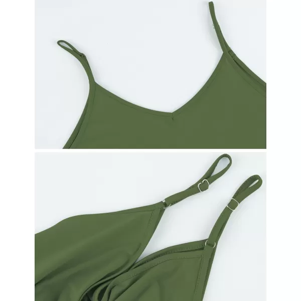 Gihuo Women's Causal Baggy Jumpsuits Loose Sleeveless Shorts Romper V Neck Overalls with Pockets
