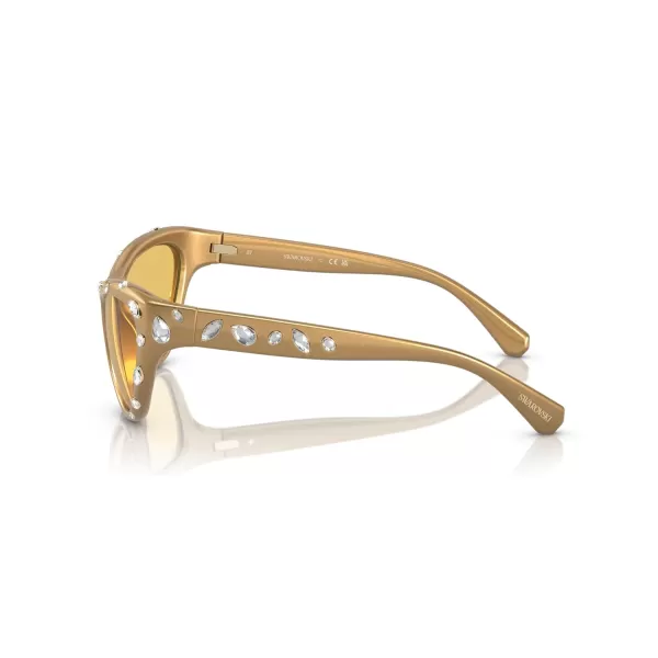 Swarovski Womens Sk6007 Cat Eye SunglassesGoldYellow